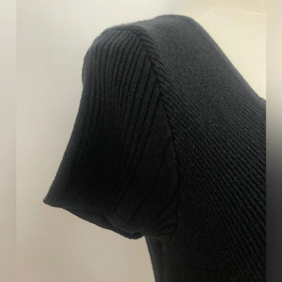 Abercrombie & Fitch Black Short Sleeve Sweetheart Sweater Bodysuit Size Large - Picture 5 of 9